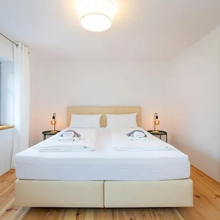 شقة Gemuetliche Nahe Dem Main Mit Balkon